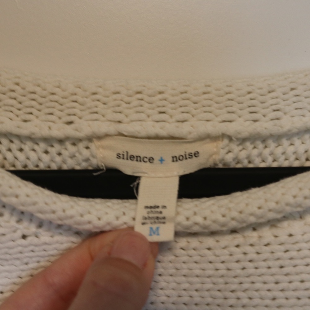 Silence & Noise Cropped Knit Sweater - Picture 2 of 5